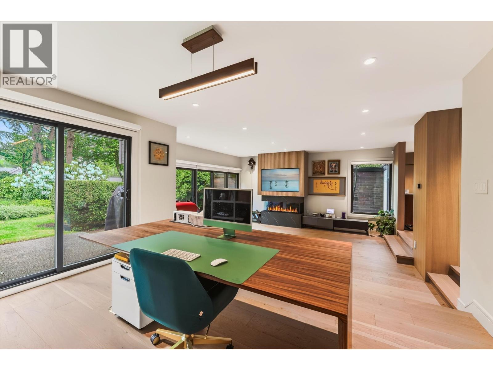 423 Greensboro Place, Vancouver
