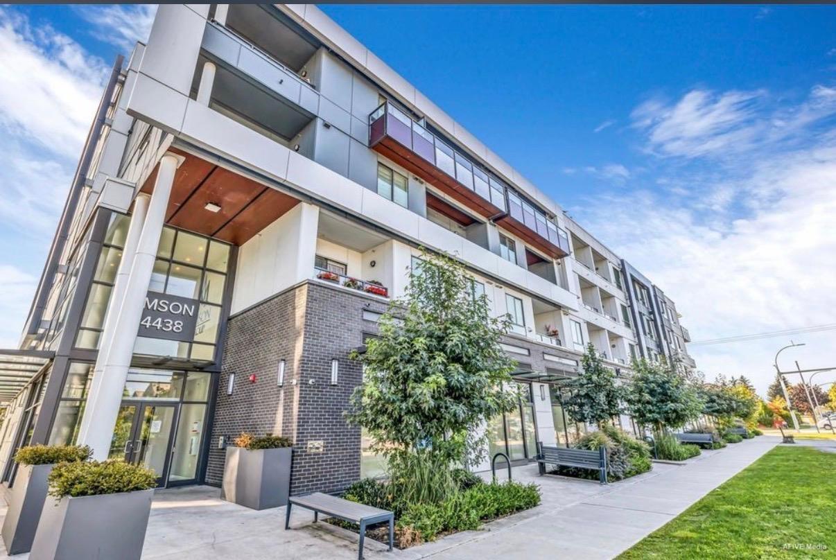 209 14438 72 Avenue, Surrey