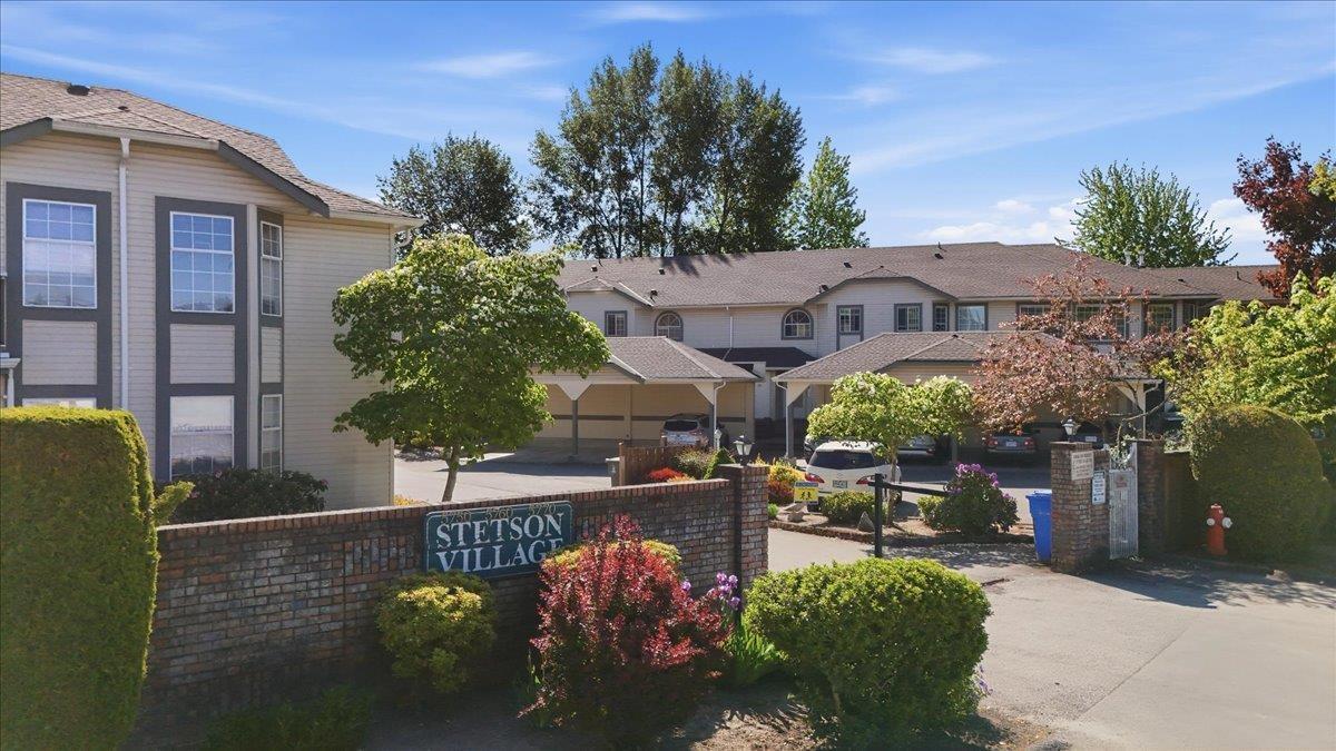 21 5750 174 Street, Surrey