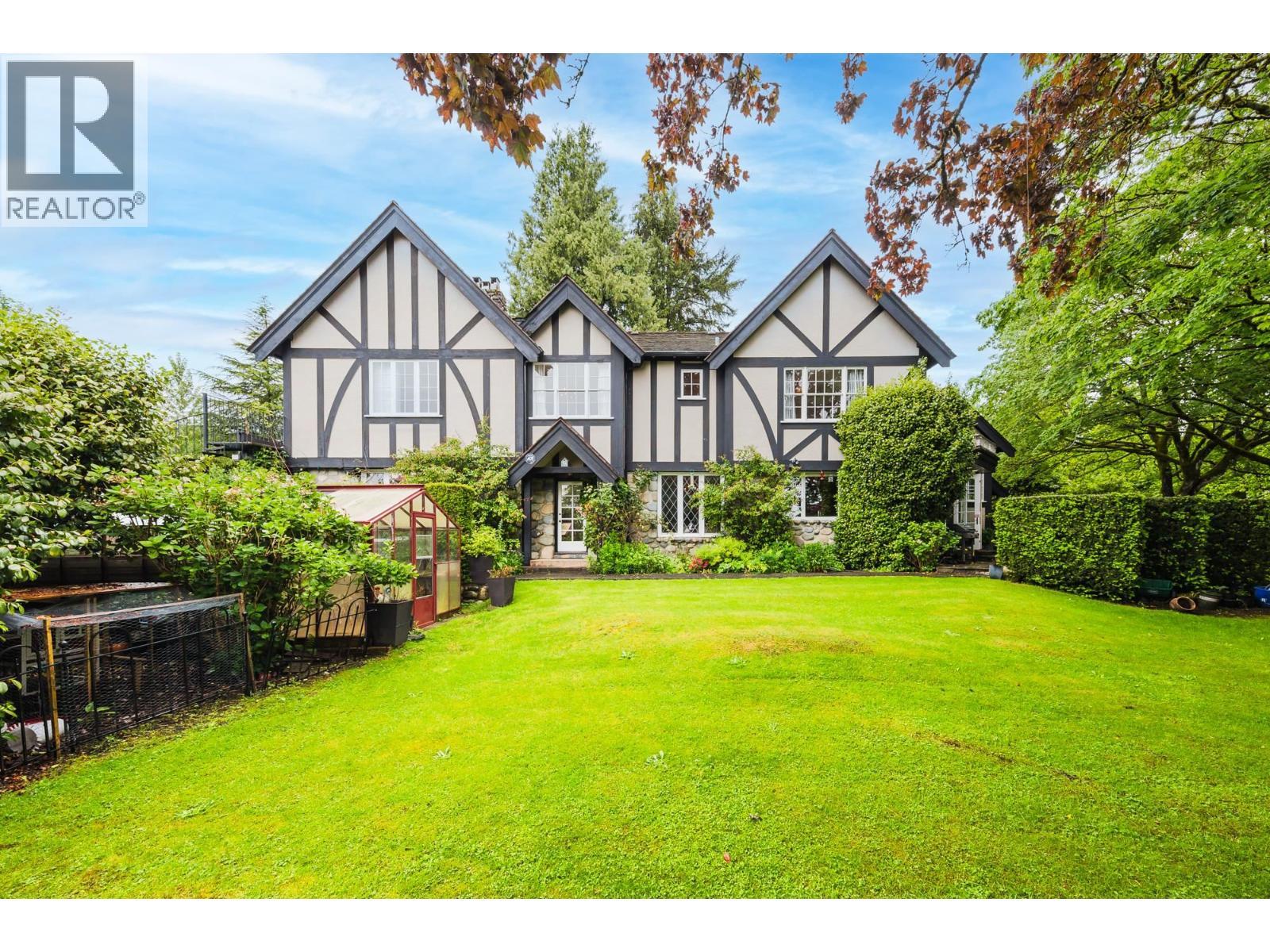 1850 Mathers Avenue, West Vancouver