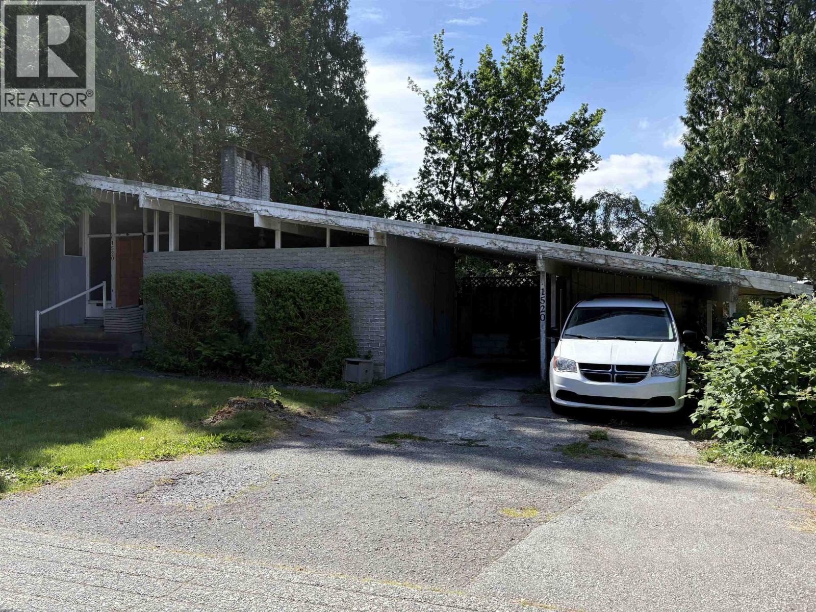 1520 Winslow Avenue, Coquitlam