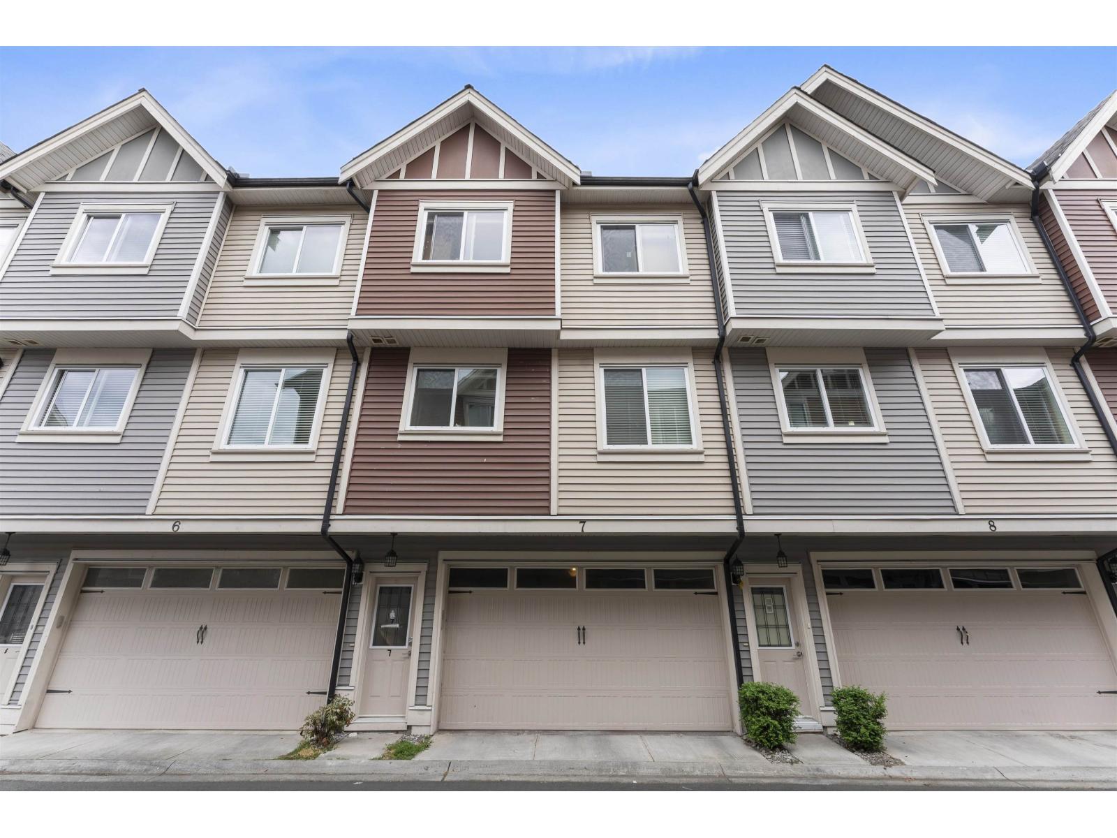 7 14338 103 Avenue, Surrey
