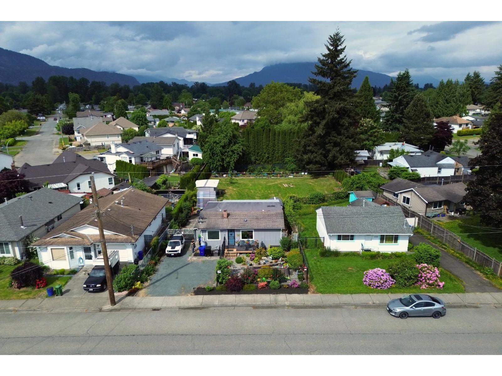 45573 Wellington Avenue, Chilliwack