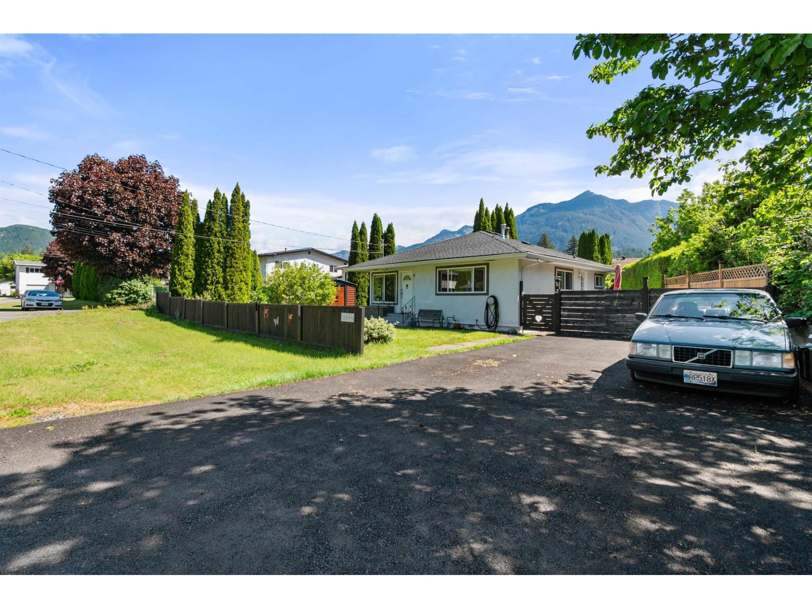 435 Hemlock Avenue, Hope