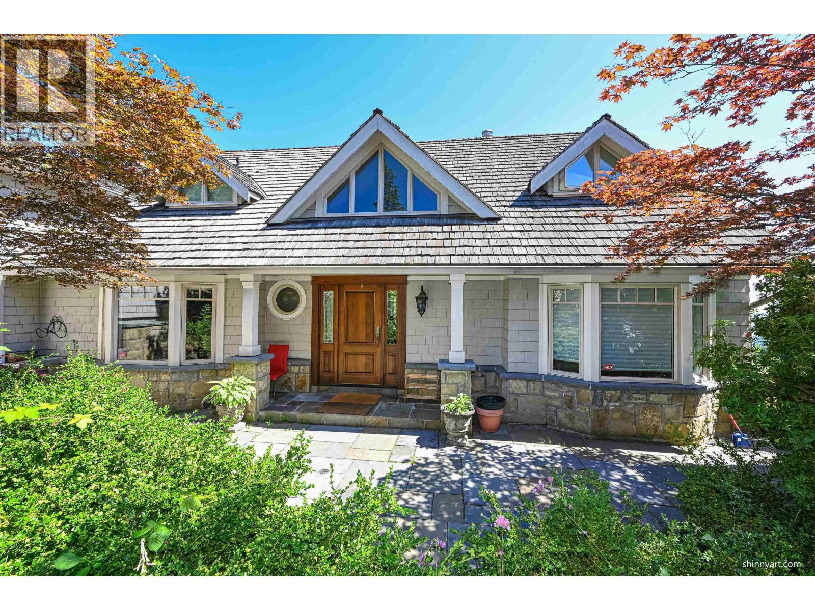 1444 Sandhurst Place, West Vancouver