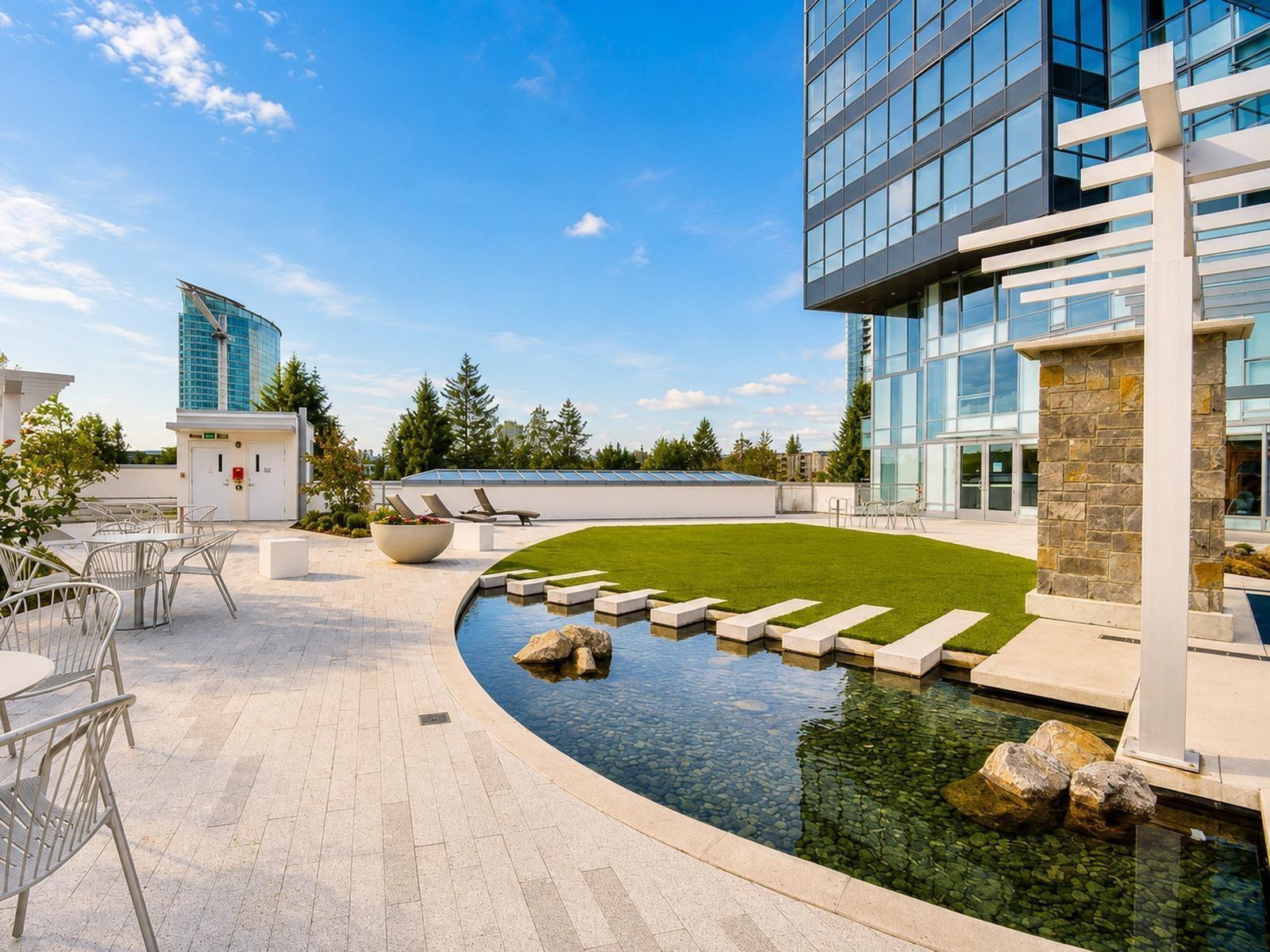 303 13398 104 Avenue, Surrey