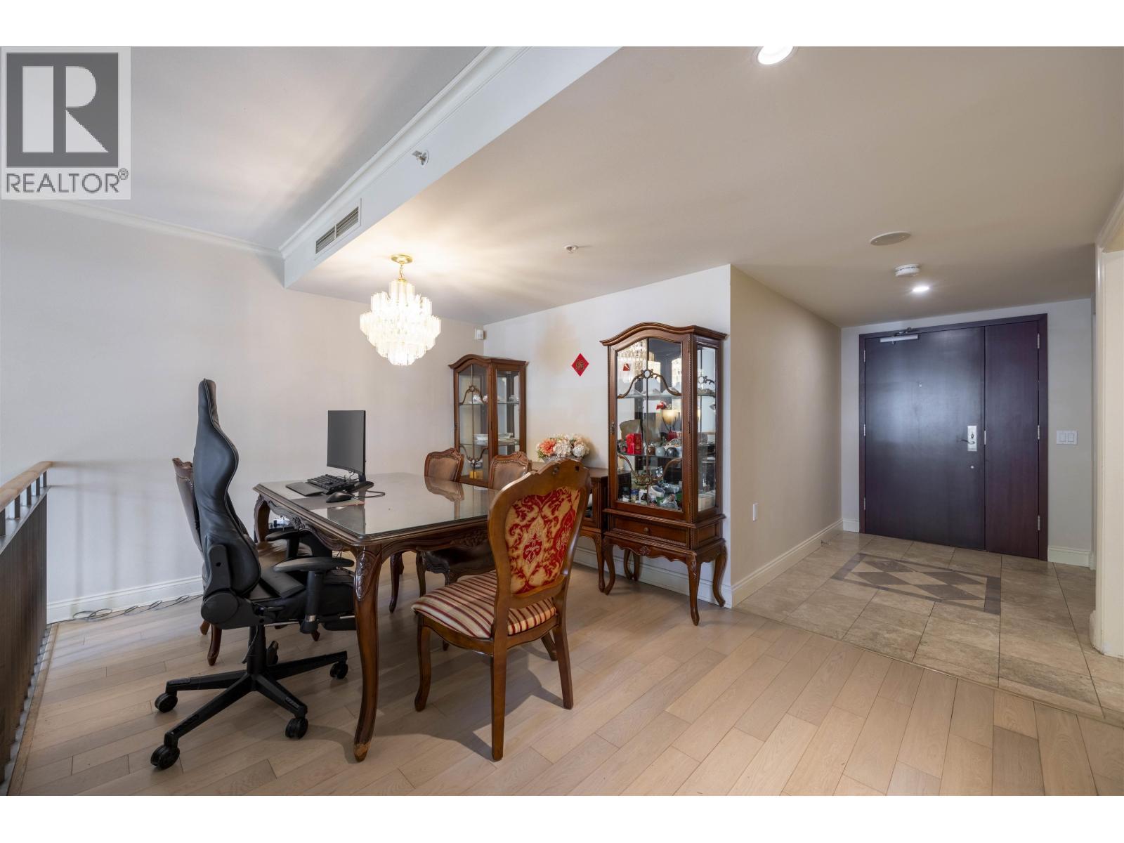 205 638 W 45TH Avenue, Vancouver