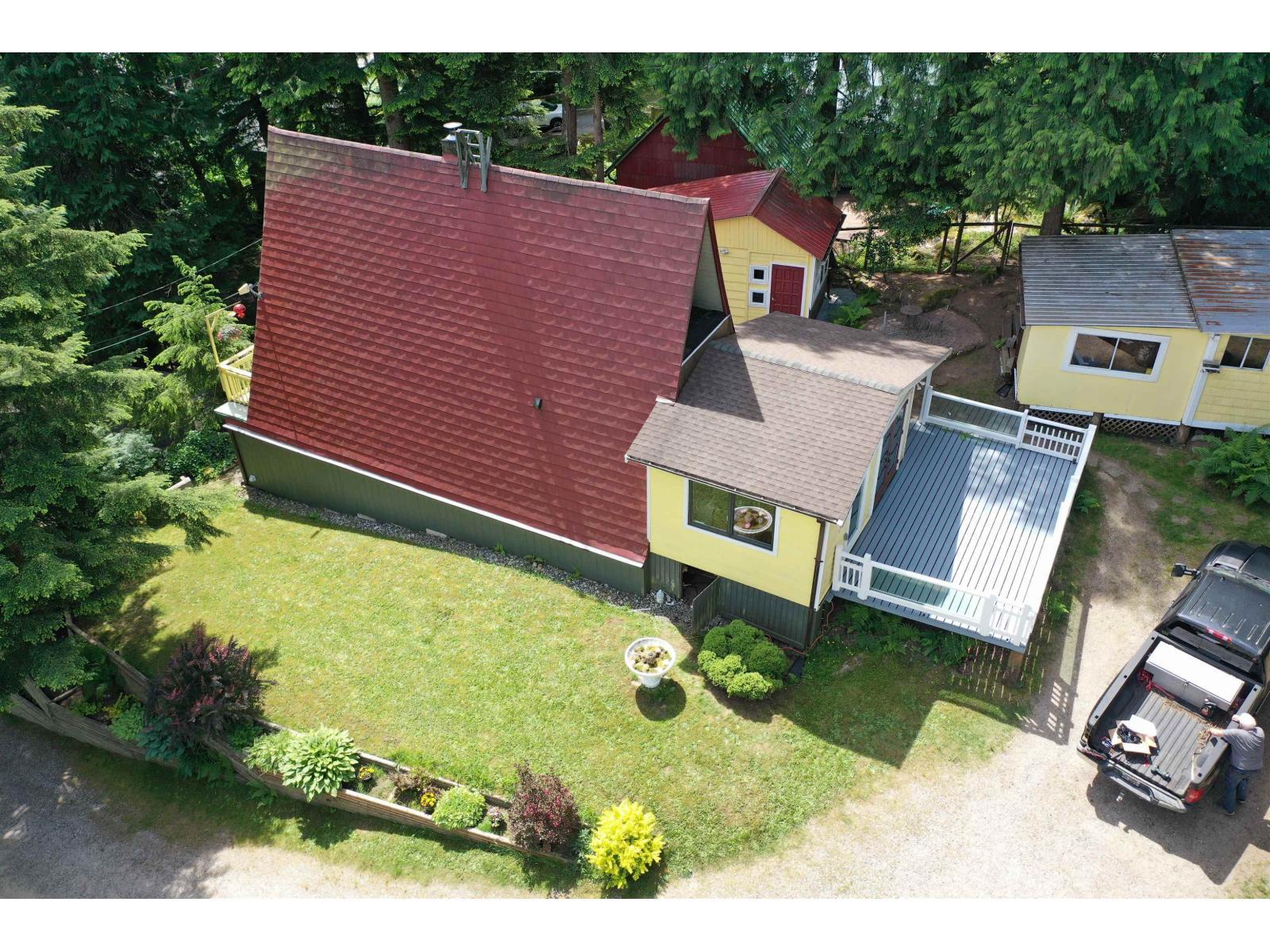 19393 Silver Skagit Road, Hope