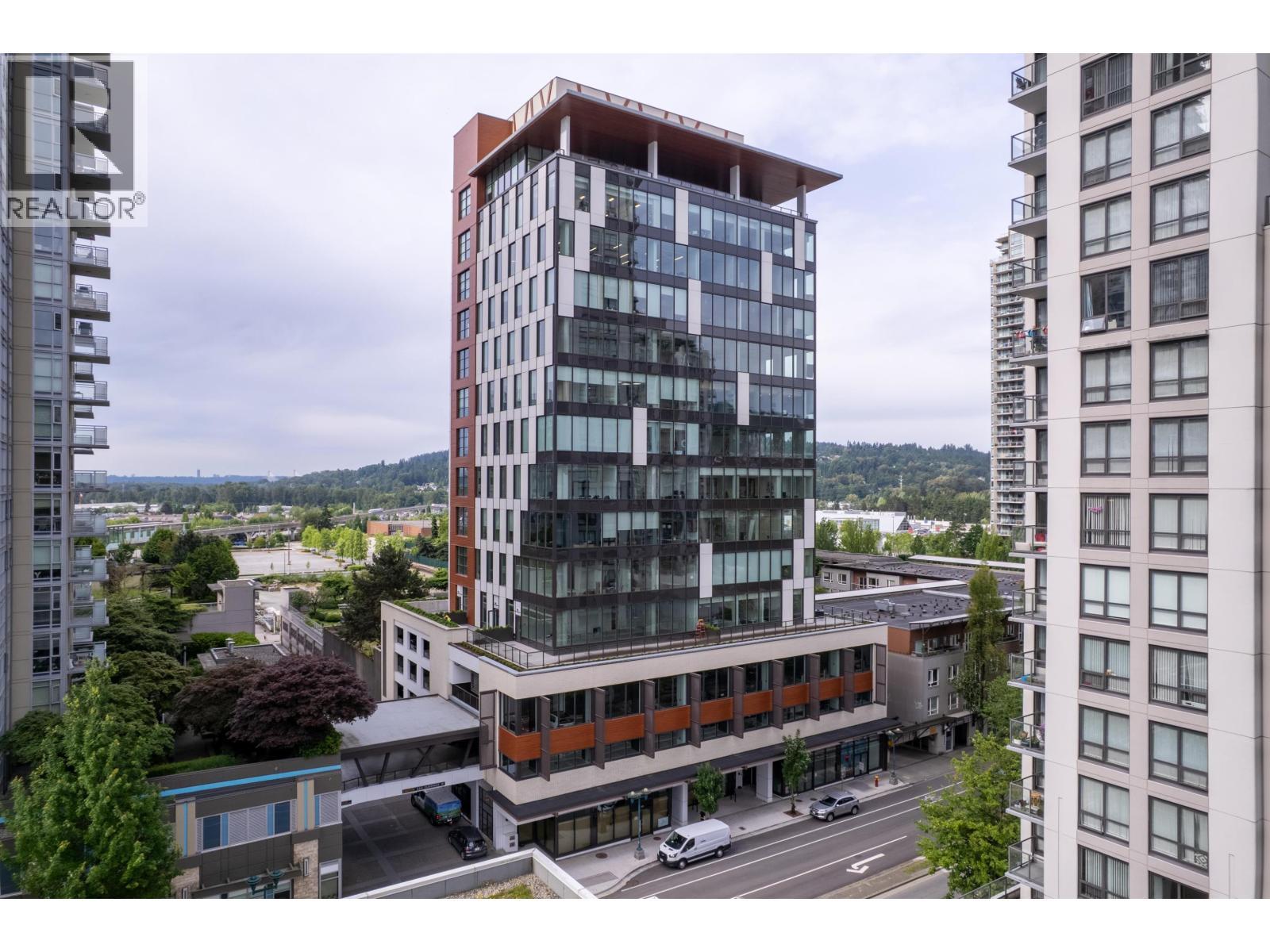 405 2992 Glen Drive, Coquitlam
