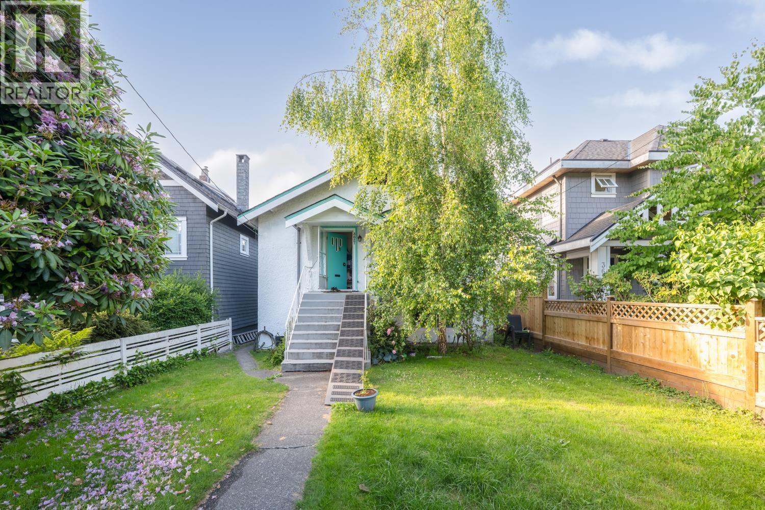 3627 W 7TH Avenue, Vancouver