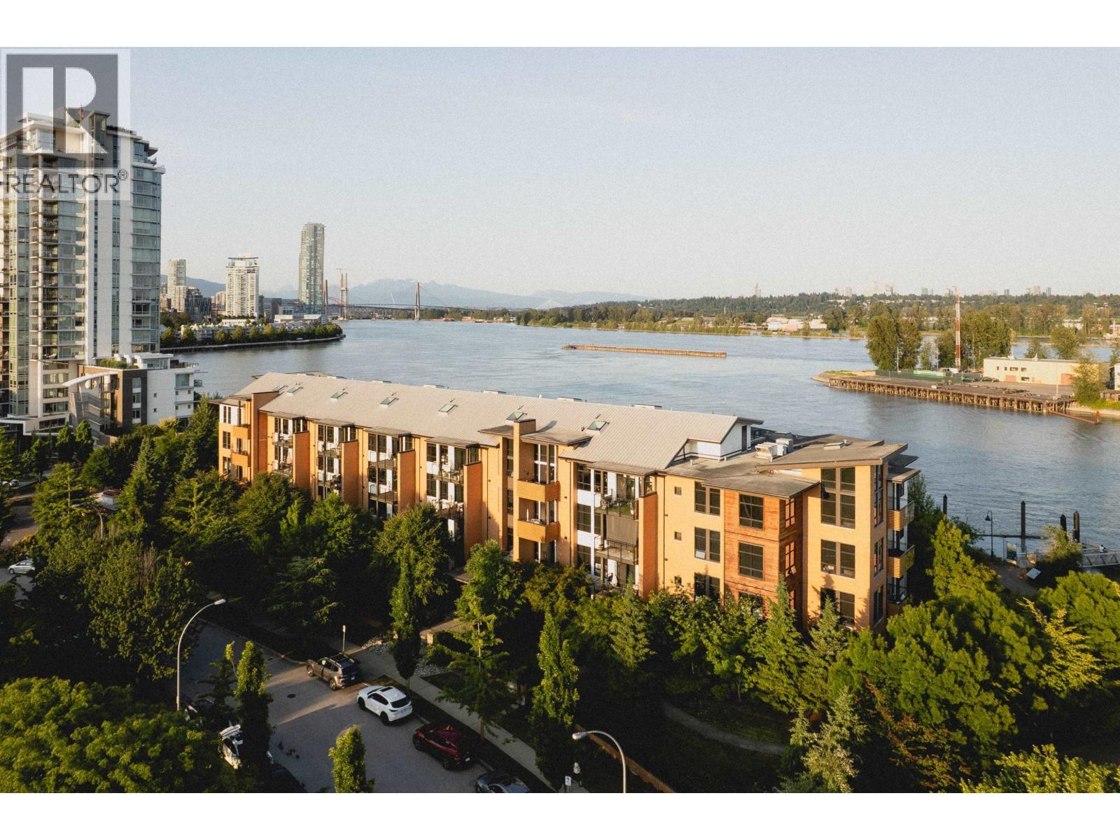 303 220 Salter Street, New Westminster