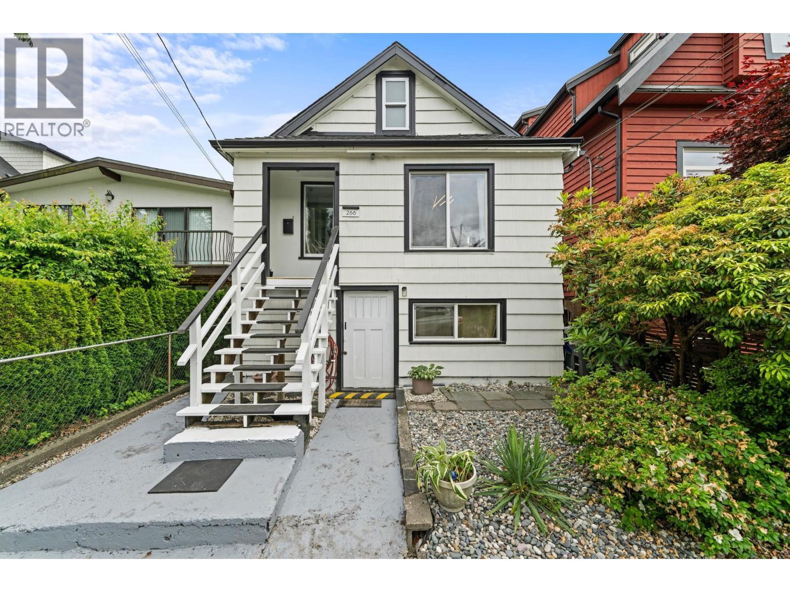 266 E 32ND Avenue, Vancouver