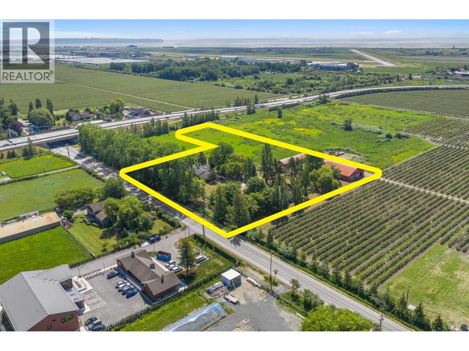 7064 Ladner Trunk Road, Delta