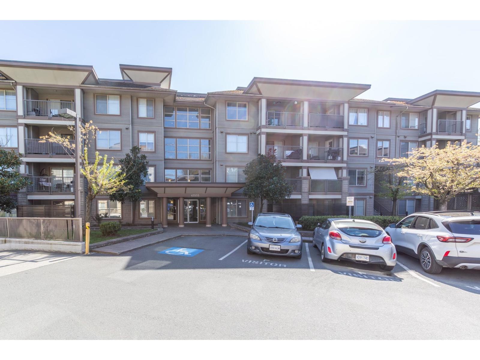 304 45555 Yale Road, Chilliwack