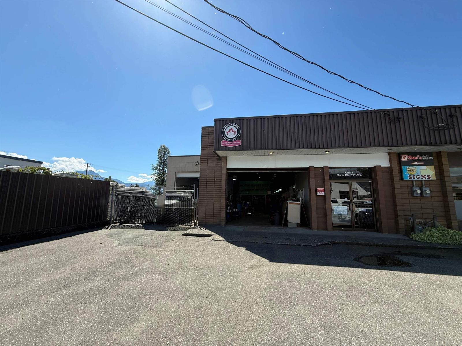 2 45940 Railway Avenue, Chilliwack