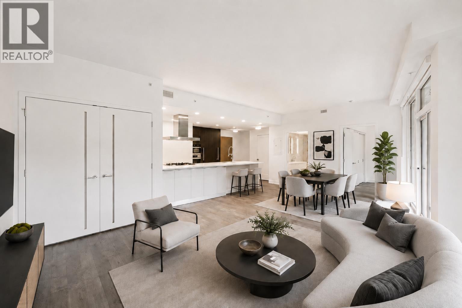 303 2888 Arbutus Street, Vancouver