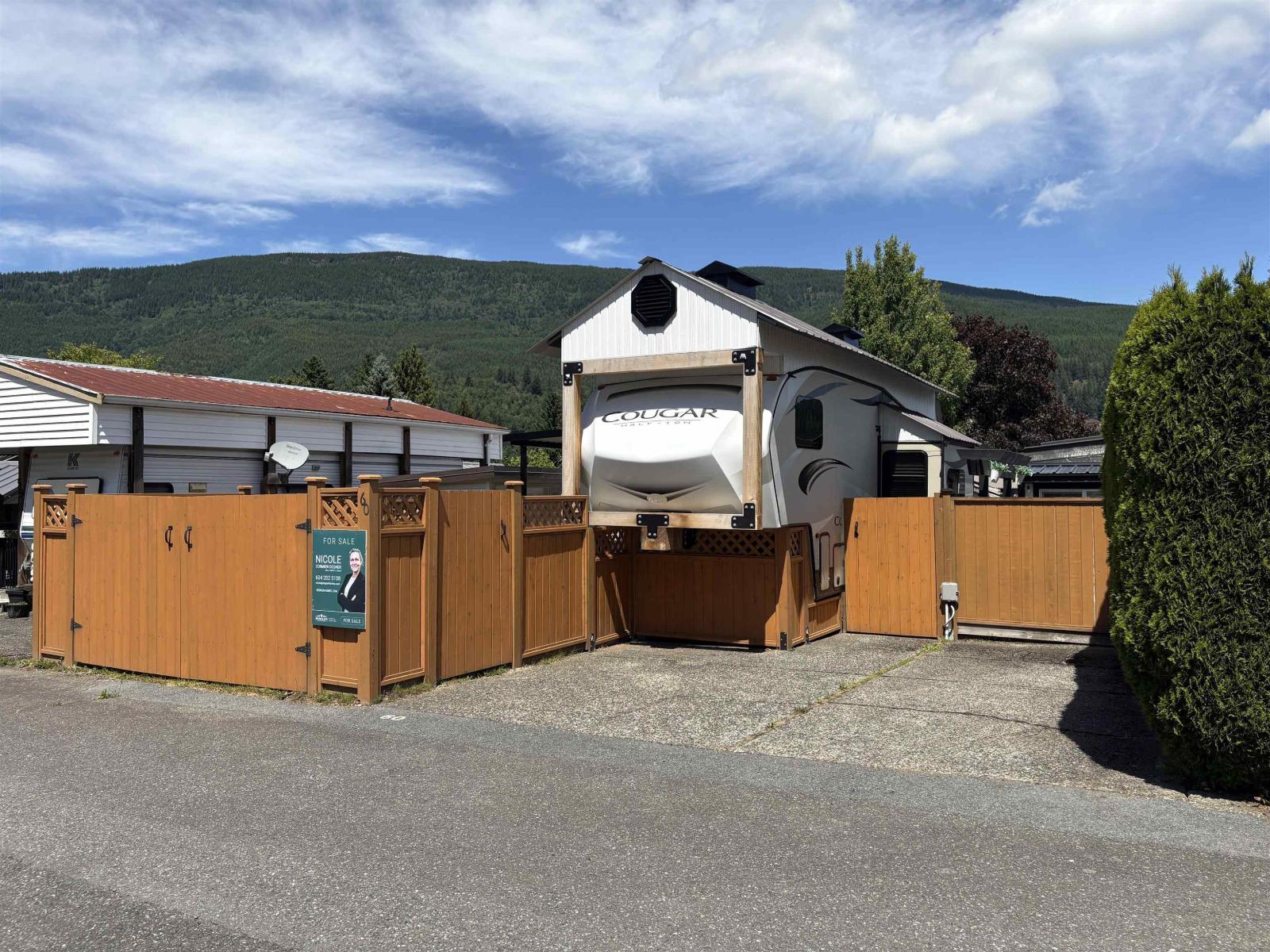 60 1436 Frost Road, Cultus Lake