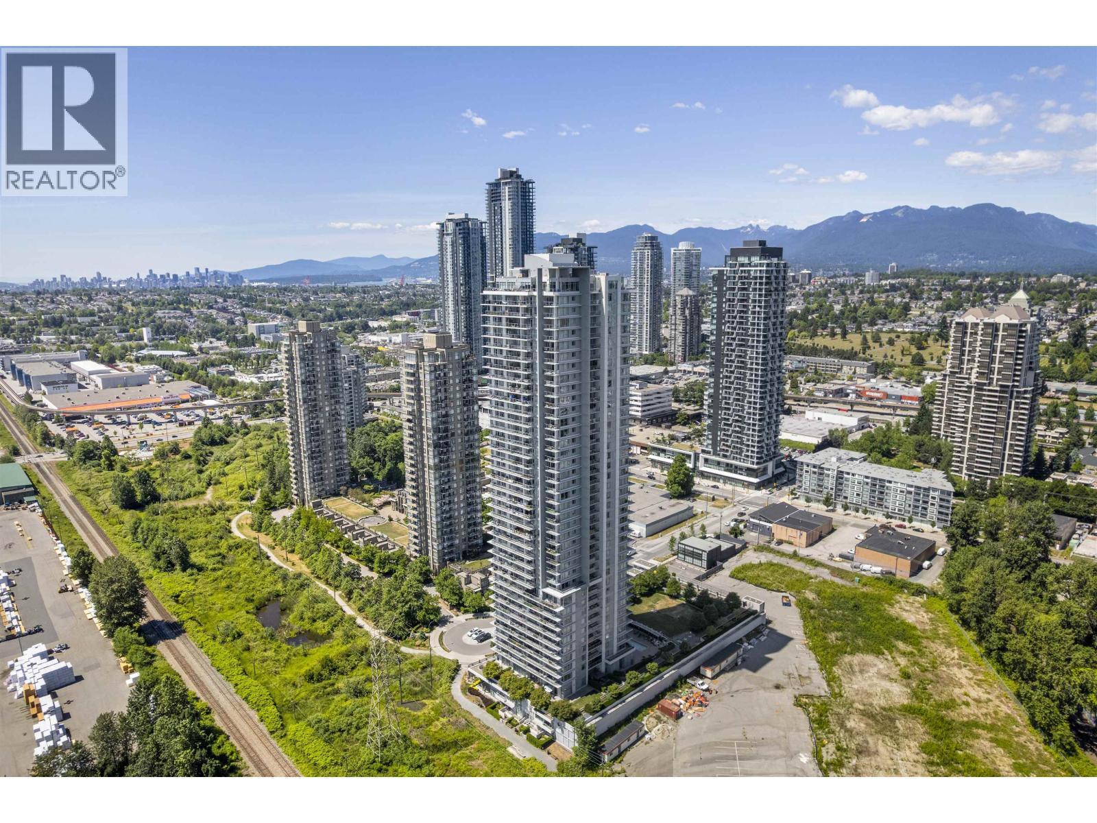 608 2388 Madison Avenue, Burnaby
