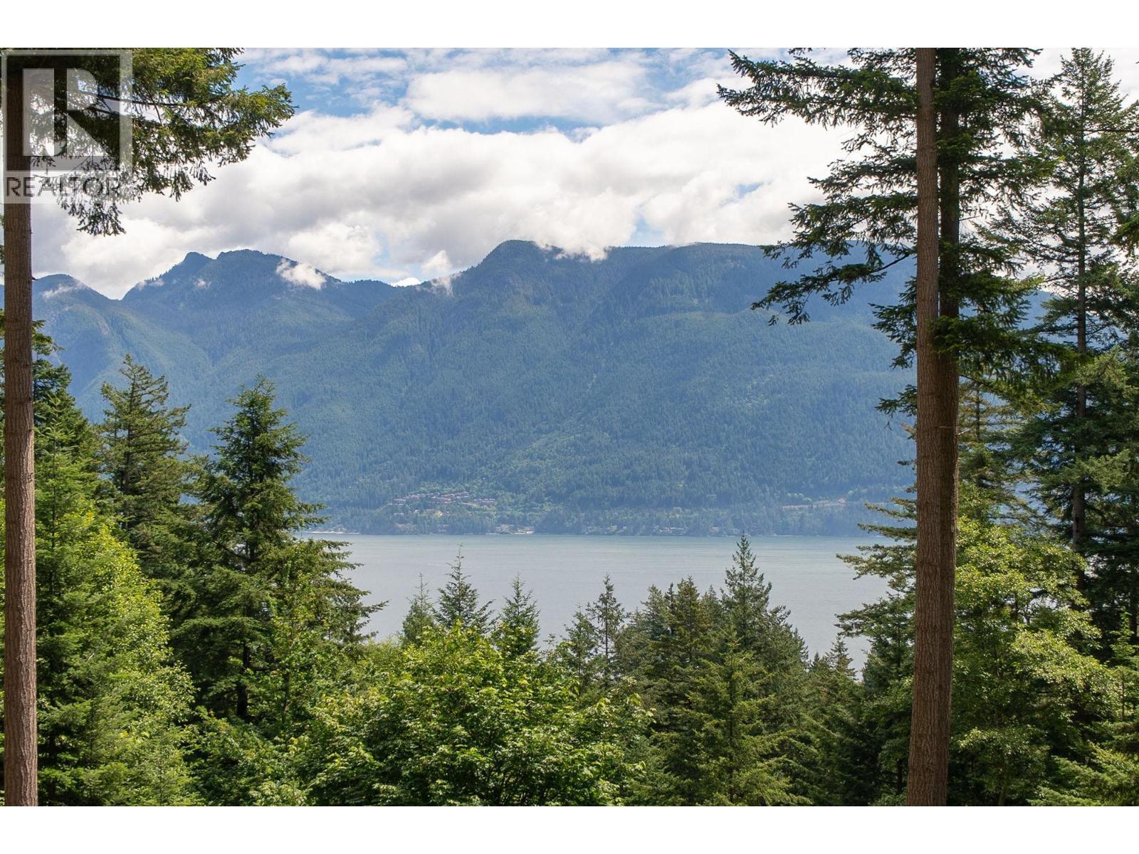 393 Creek Road, Bowen Island