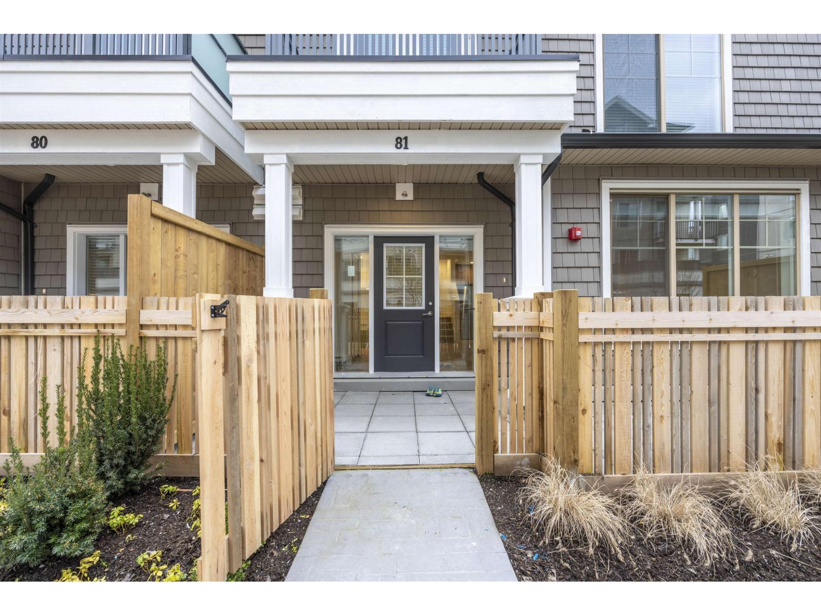 81 20487 65 Avenue, Langley