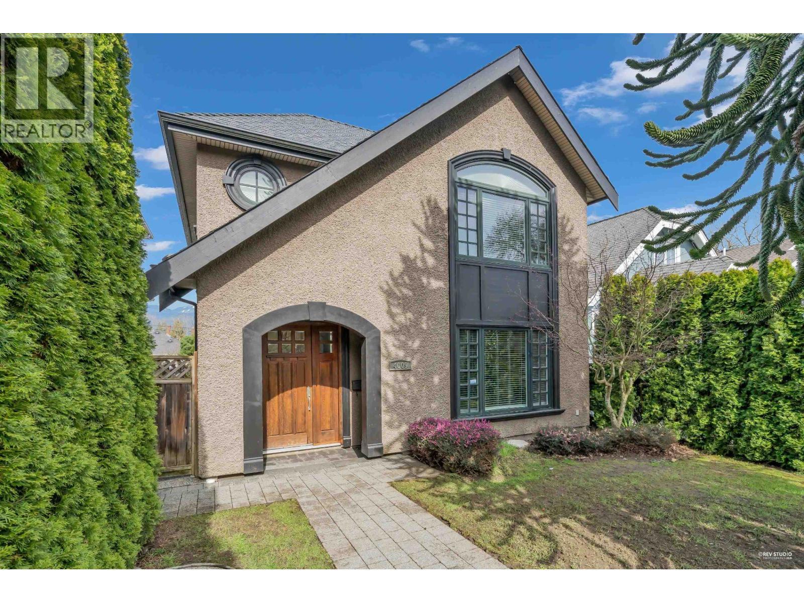 4009 W 11TH Avenue, Vancouver