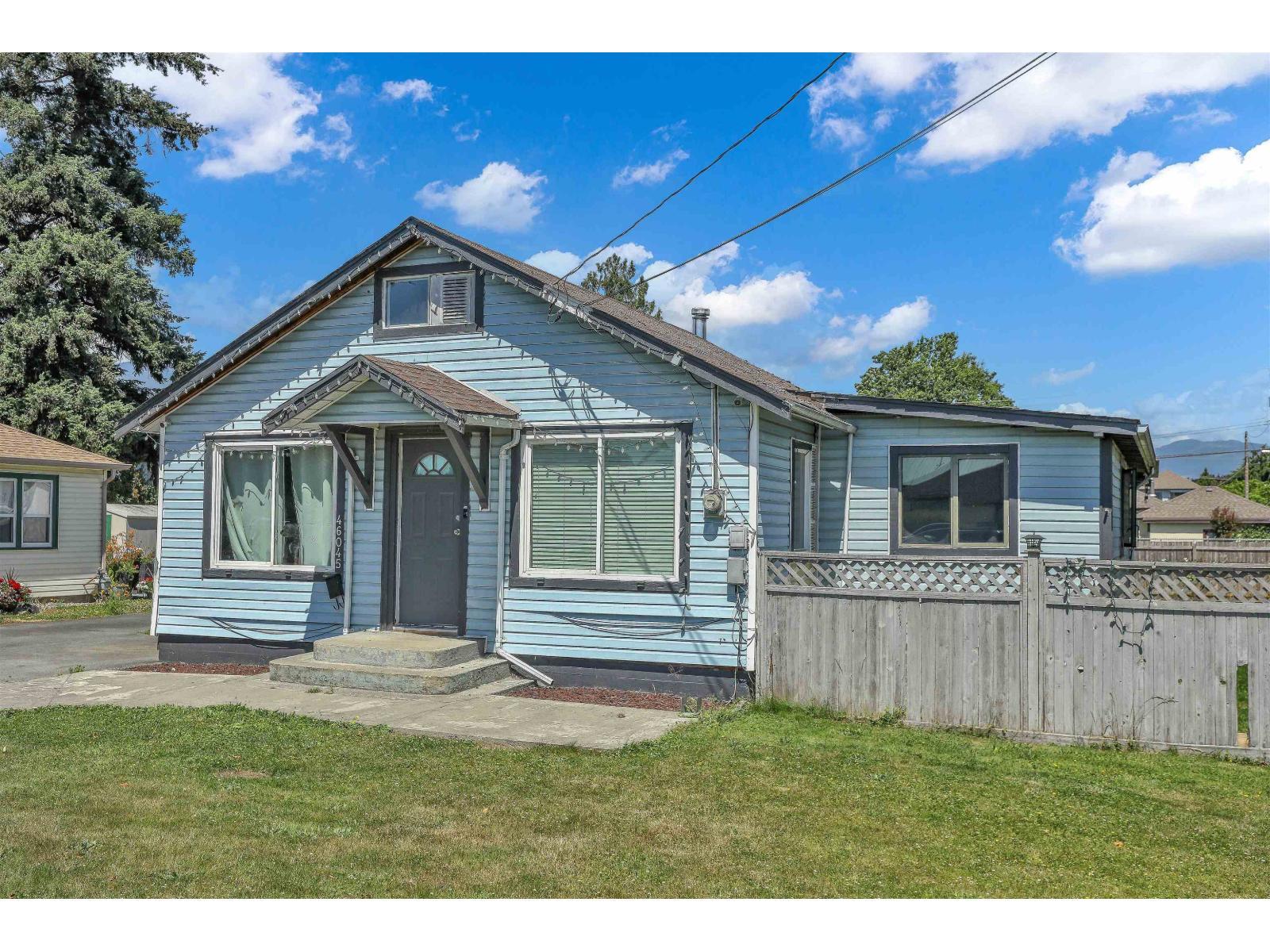 46045 Fifth Avenue, Chilliwack