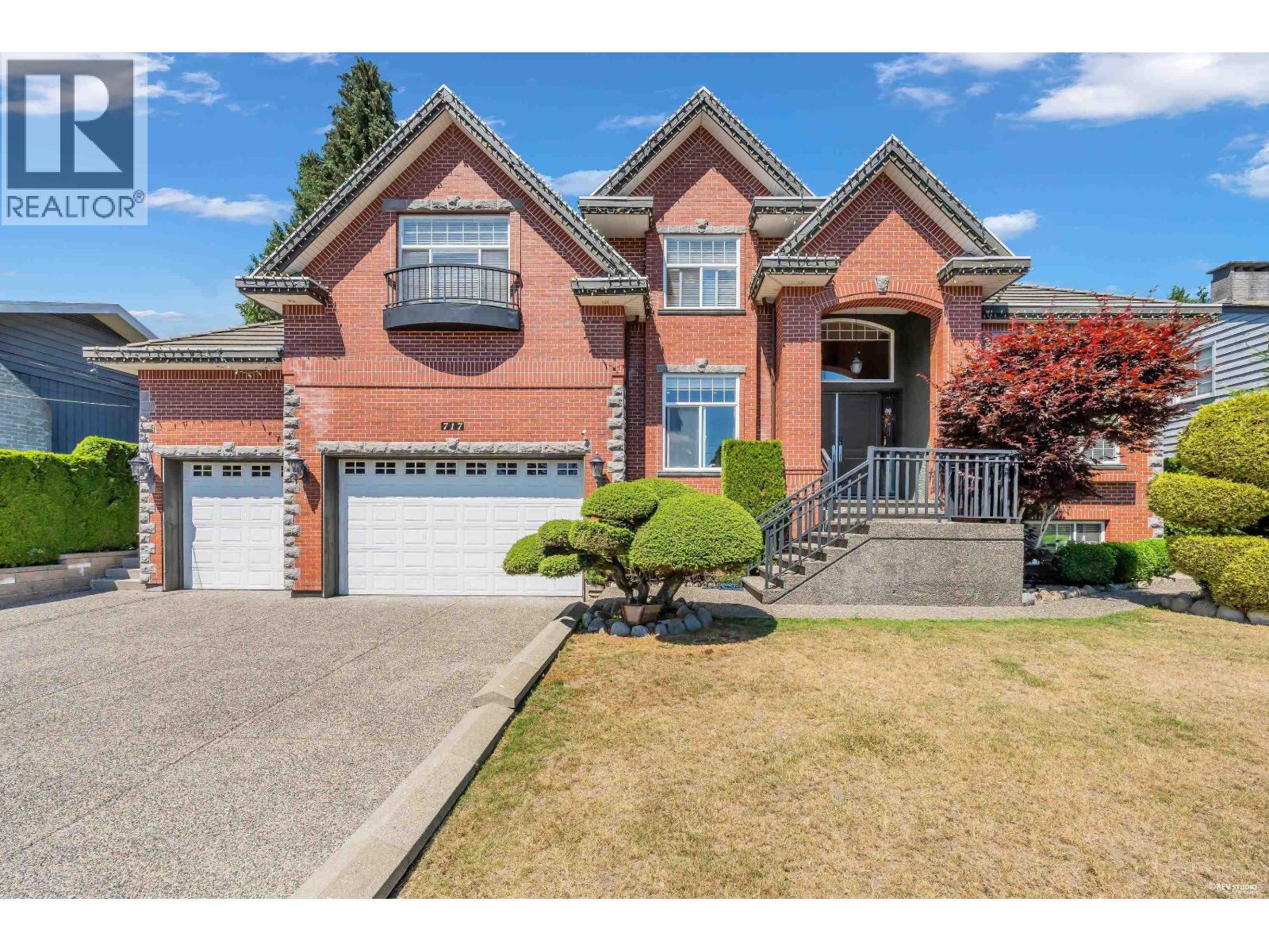 717 Shaw Avenue, Coquitlam