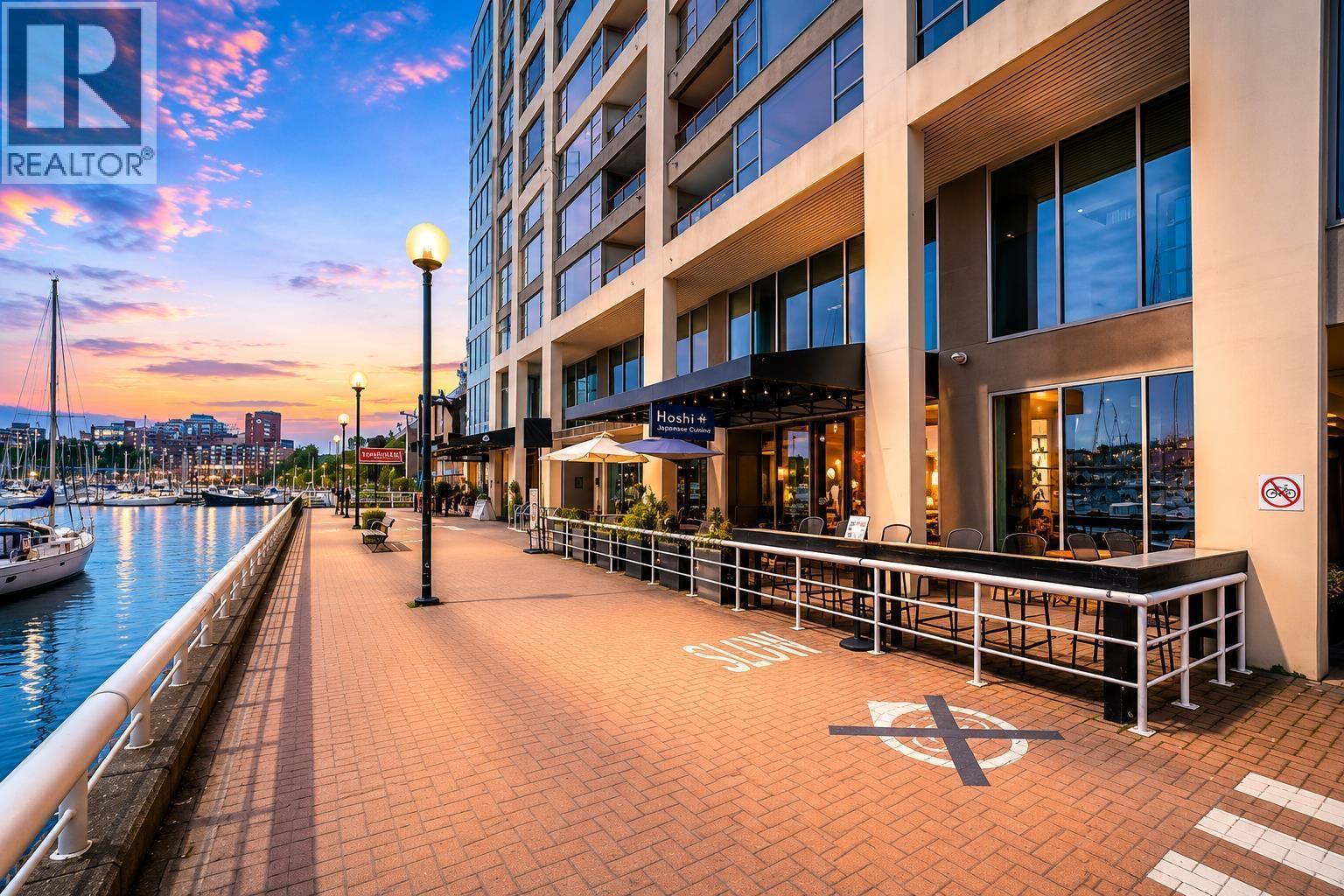3 1010 Beach Avenue, Vancouver