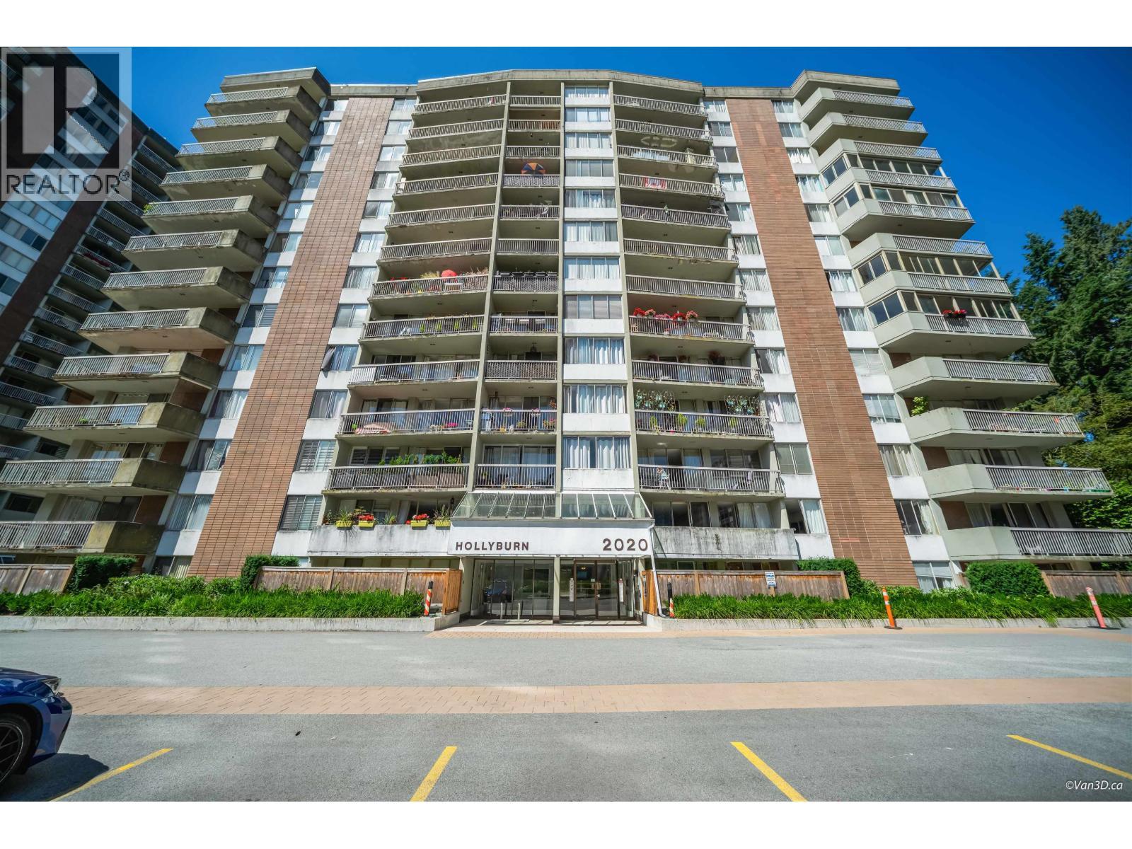 207 2020 Fullerton Avenue, North Vancouver