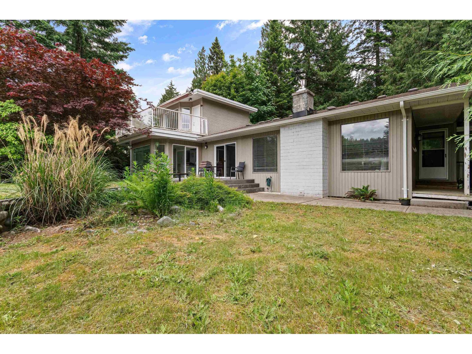 100 Robertson Crescent, Hope