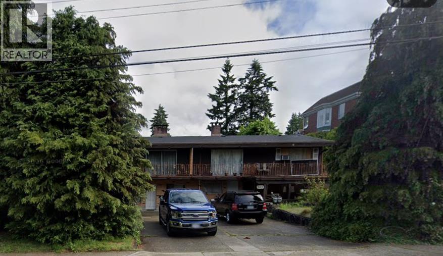 7237 7239 Halifax Street, Burnaby