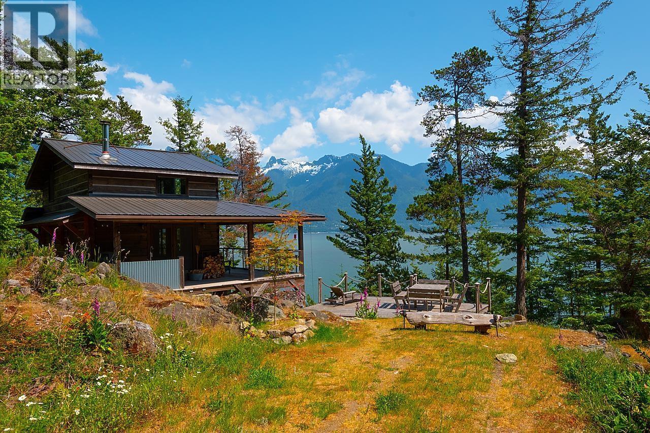 970 Mount Artaban Road, Gambier Island
