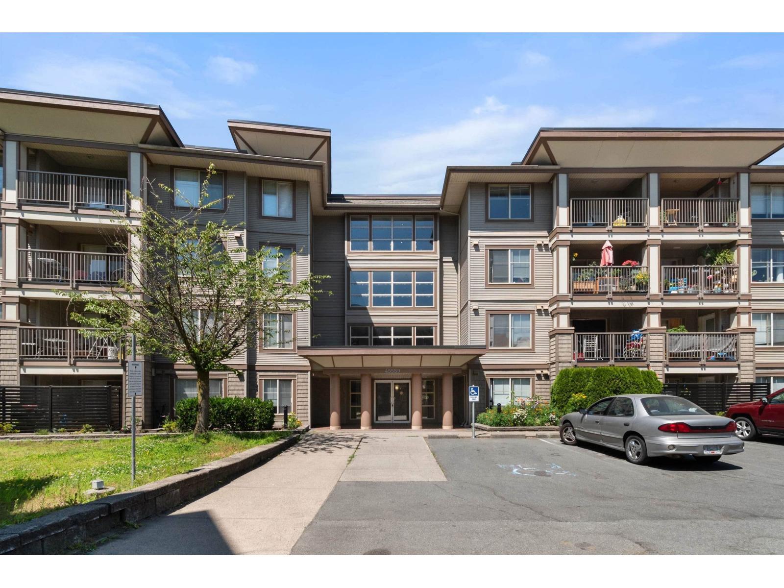 204 45559 Yale Road, Chilliwack