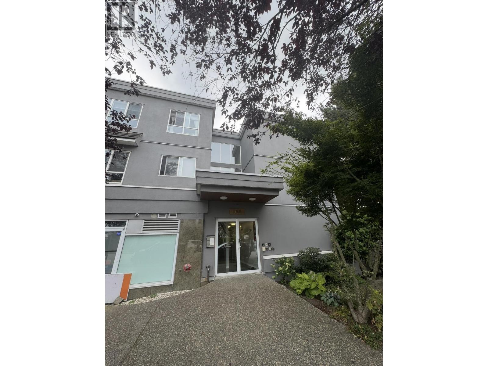 302 688 E 56TH Avenue, Vancouver