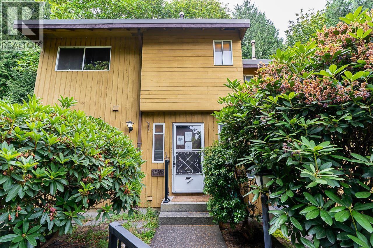 4 305 Decaire Street, Coquitlam