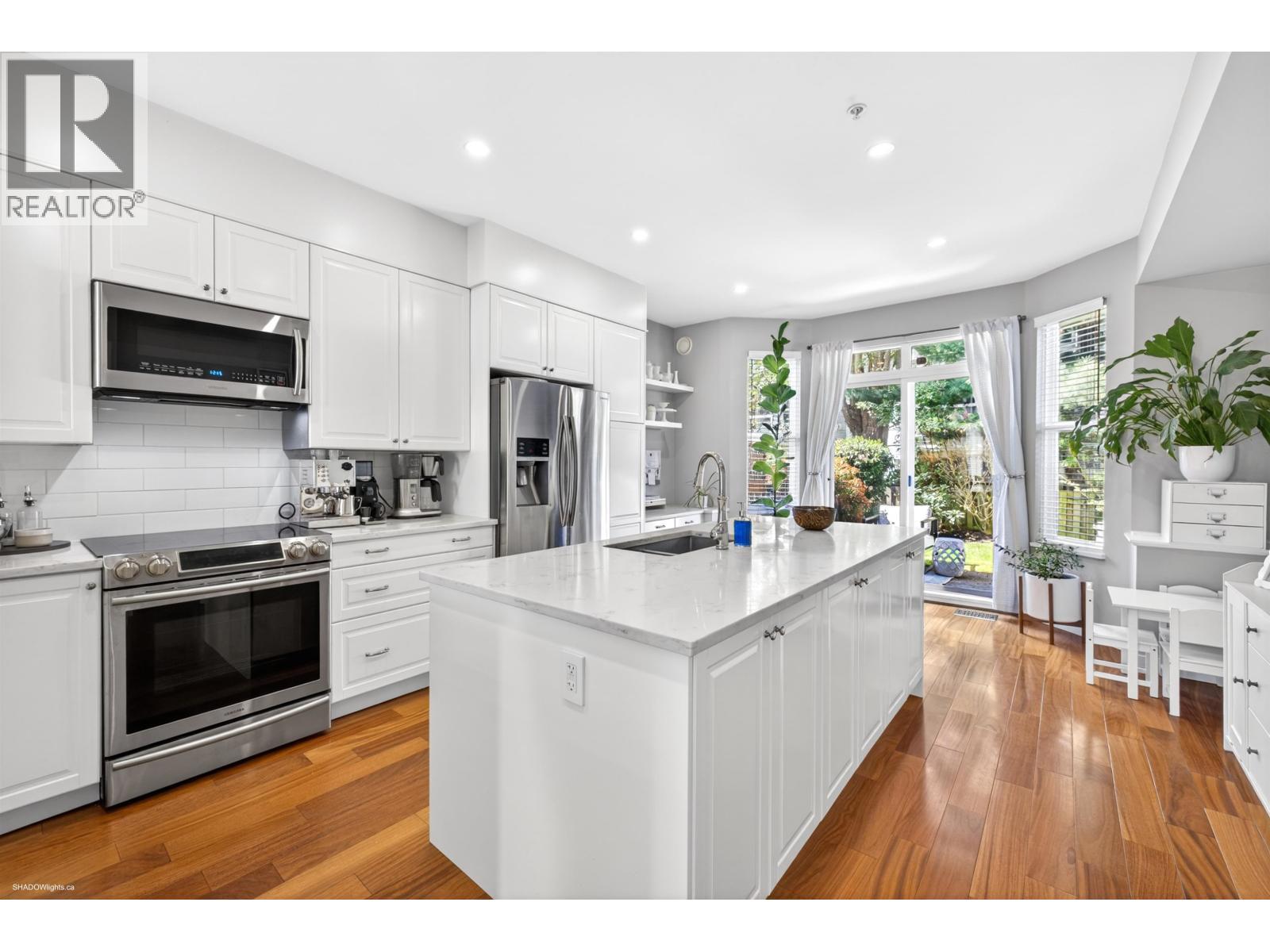 8527 Aquitania Place, Vancouver