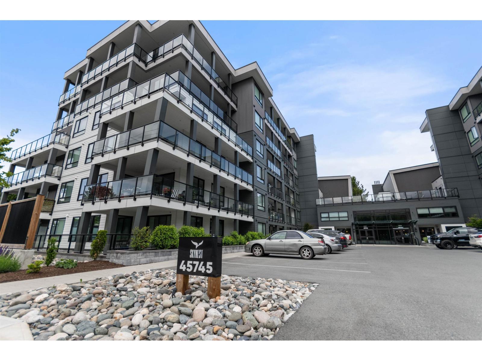 208 45745 Watson Road, Chilliwack