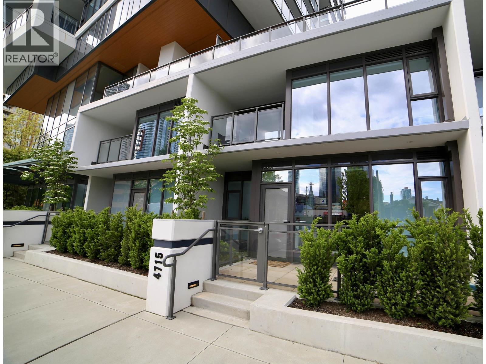4715 4711 Hazel Street, Burnaby