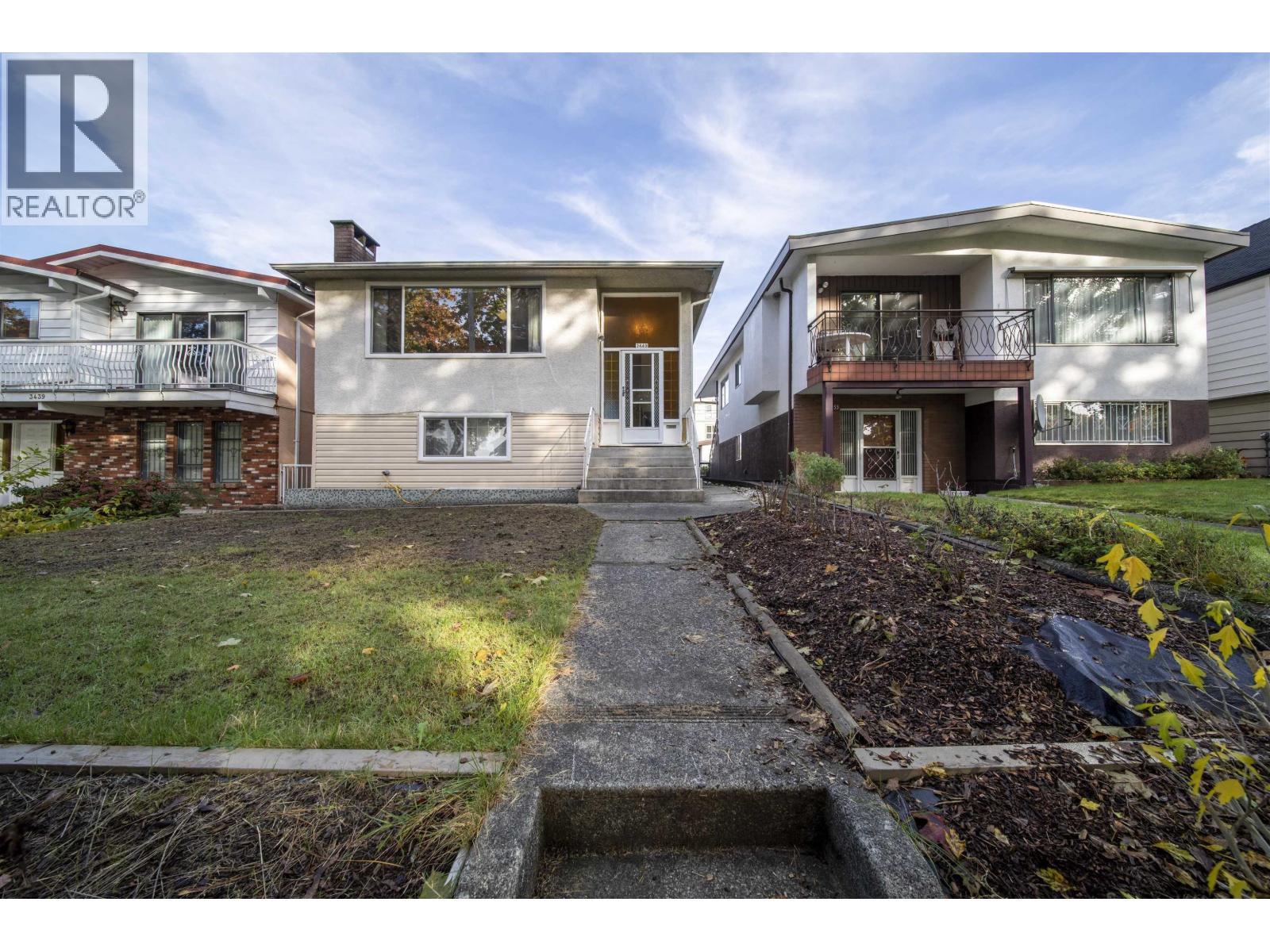3449 E Pender Street, Vancouver