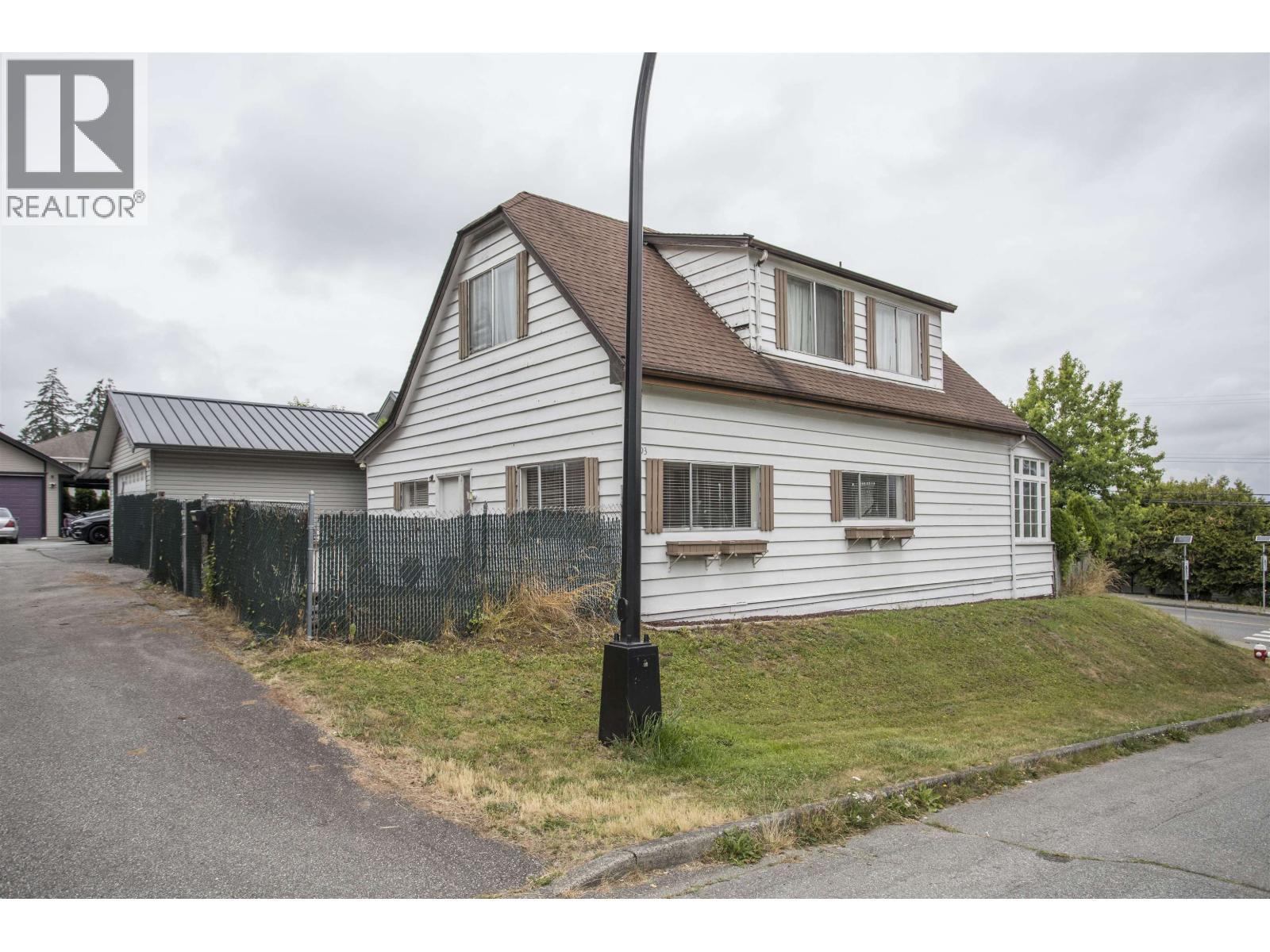 12393 Gray Street, Maple Ridge