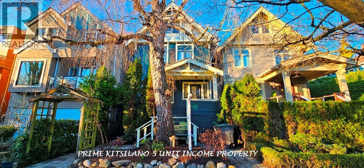 2635 W 7TH Avenue, Vancouver