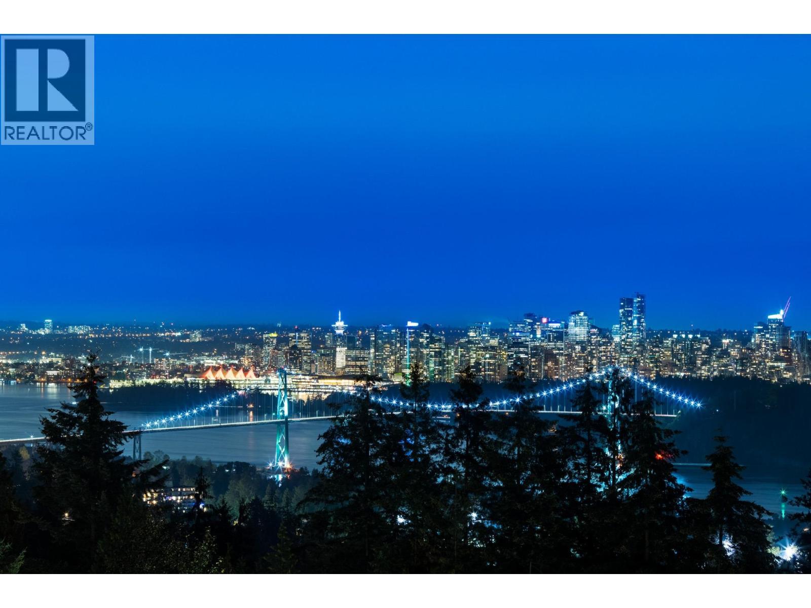 1590 Tyrol Court, West Vancouver