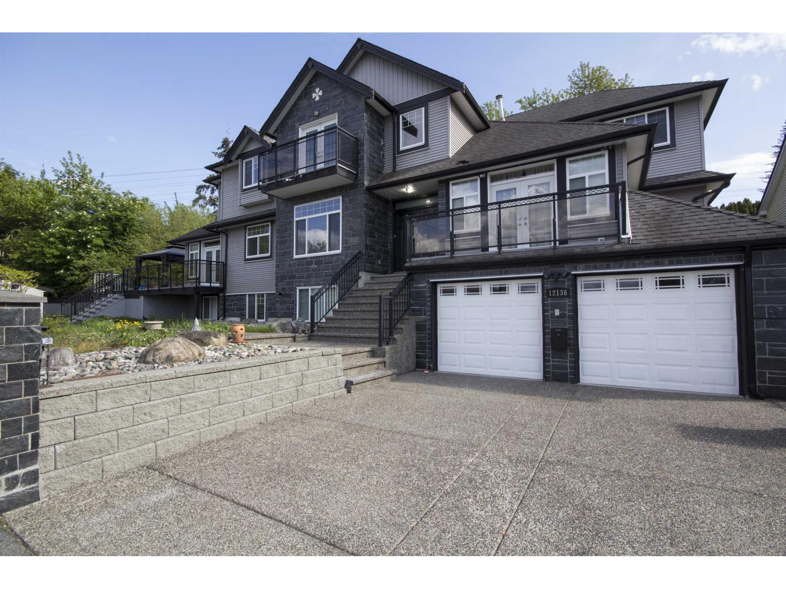 12136 100A Avenue, Surrey