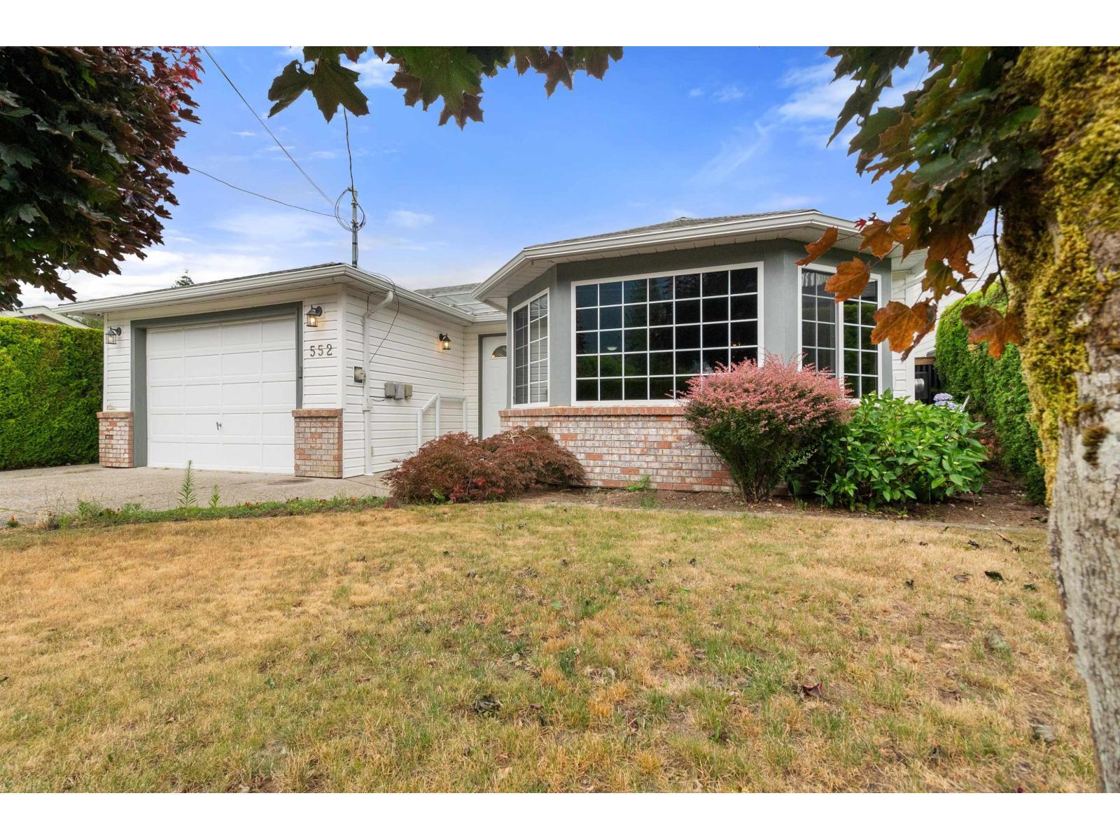552 Yale Street, Hope