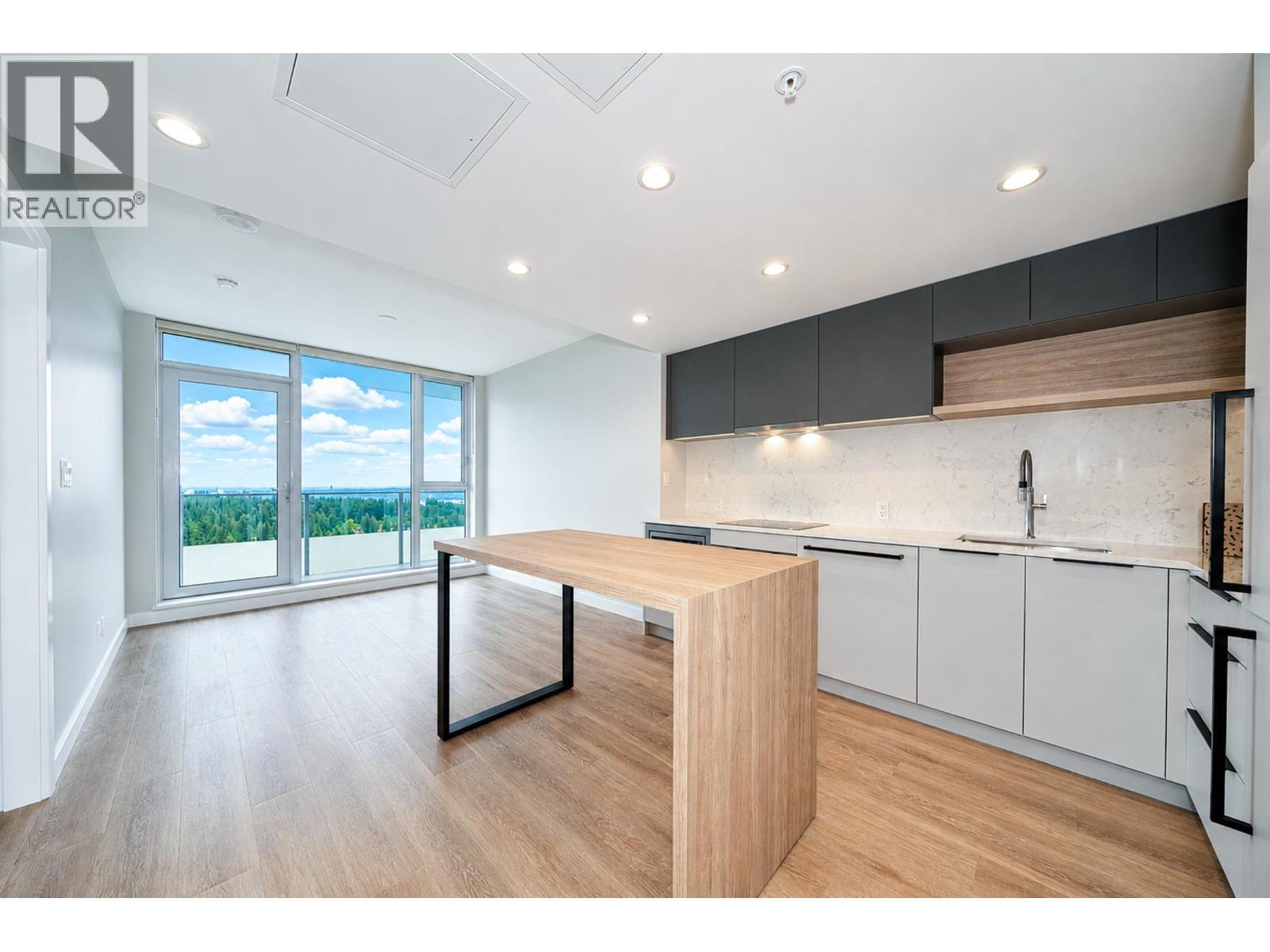 3502 567 Emerson Street, Coquitlam
