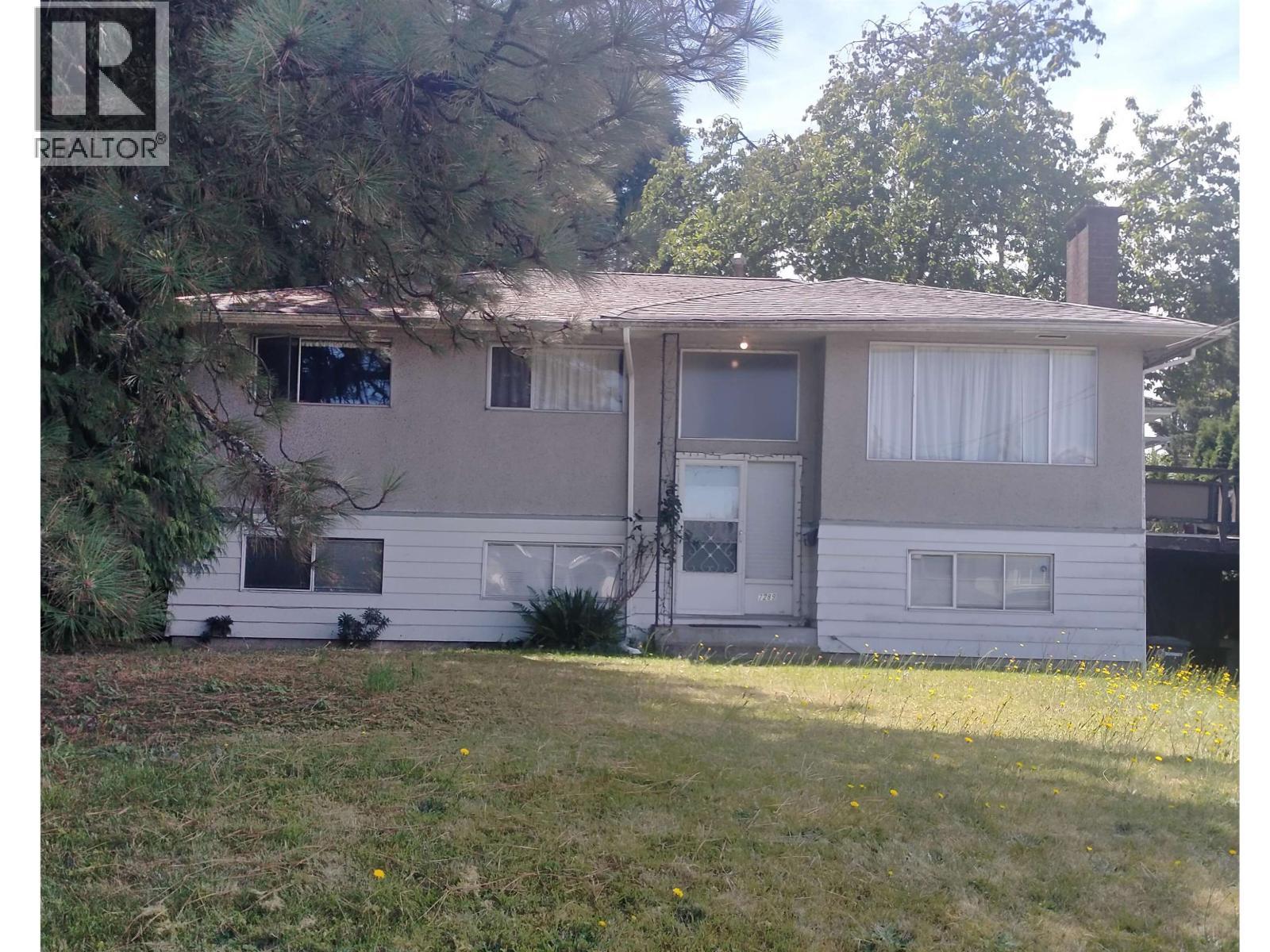 7289 4TH Street, Burnaby