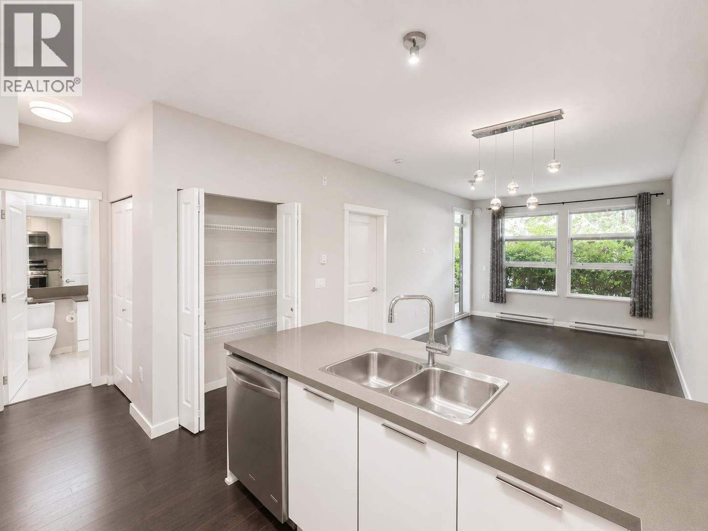 108 607 Cottonwood Avenue, Coquitlam
