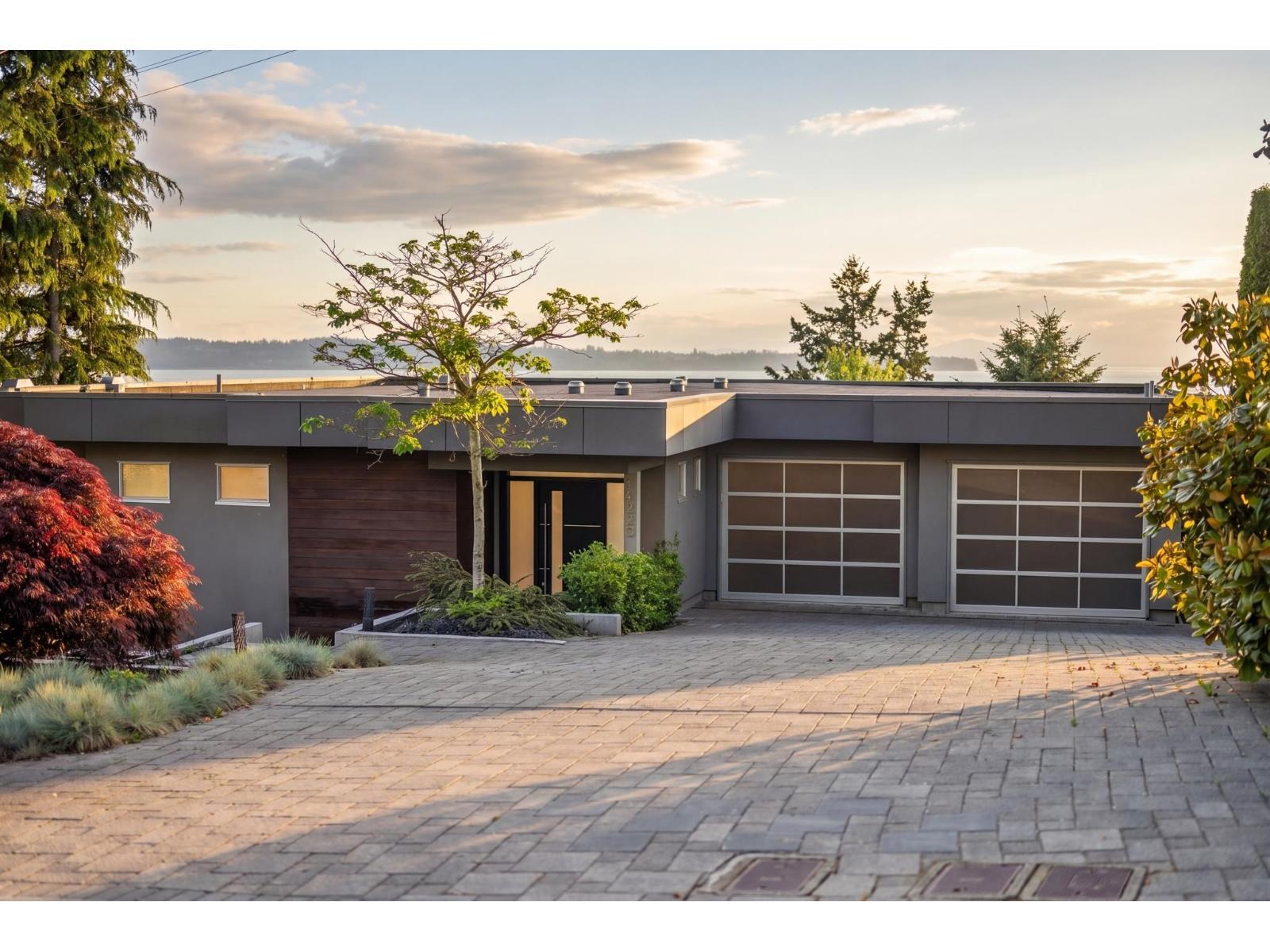 14220 Marine Drive, White Rock