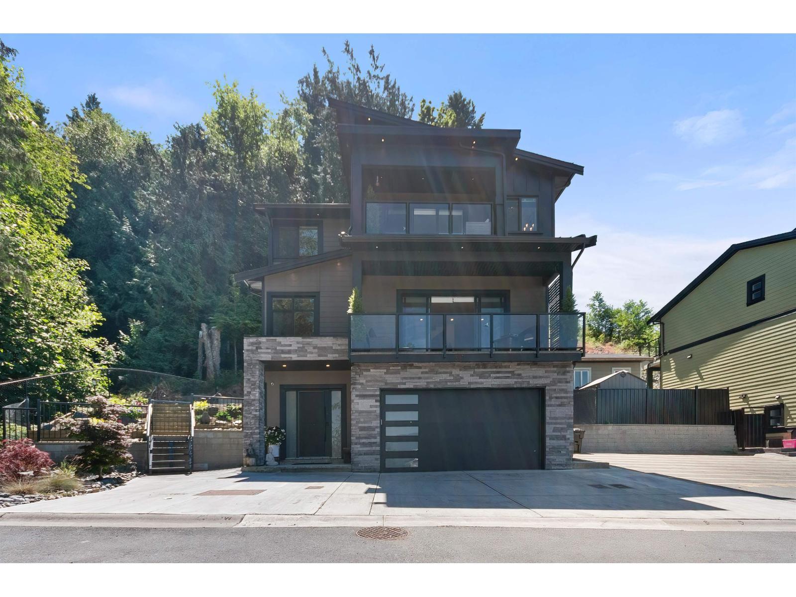35 5248 Goldspring Place, Chilliwack