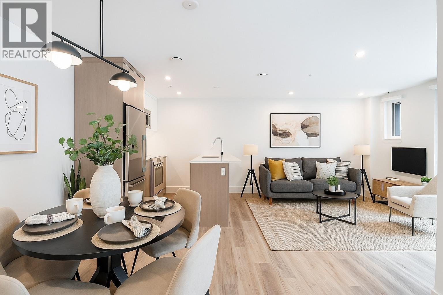 109 2085 E 1ST Avenue, Vancouver